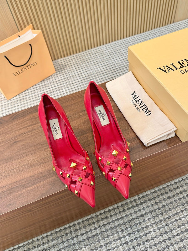 Garavani Studdy Pumps