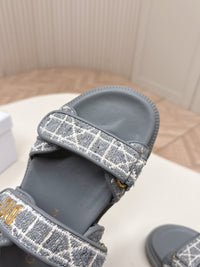 Dioract Sandals