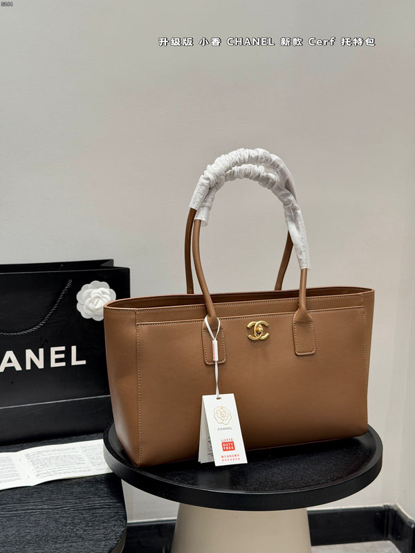 Cerf Executive Tote