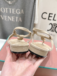 Mindil Suede Sandals