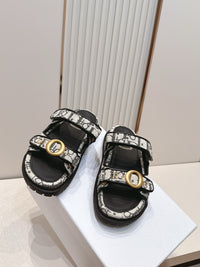 Dioract Sandals