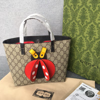 Supreme Tote