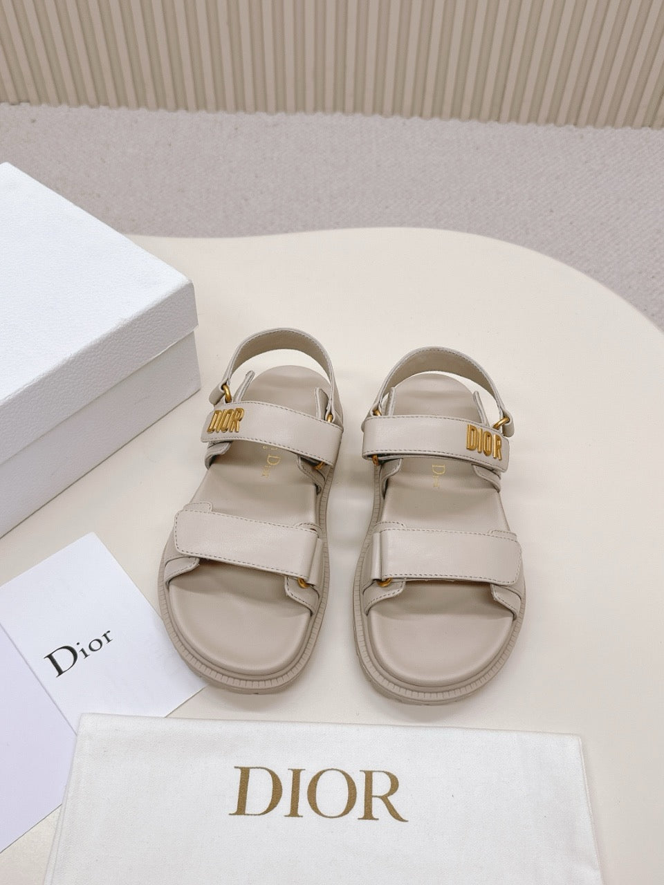 Dioract Sandals