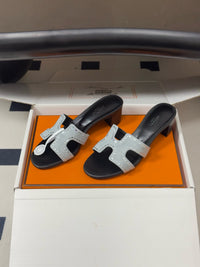 Oasis Sandals