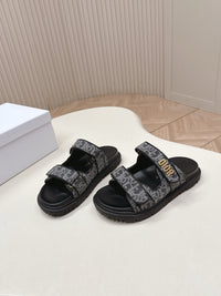 Dioract Sandals