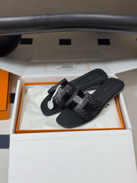 Oasis Sandals