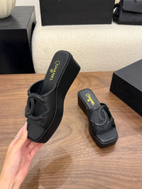 26S Platform Sandals