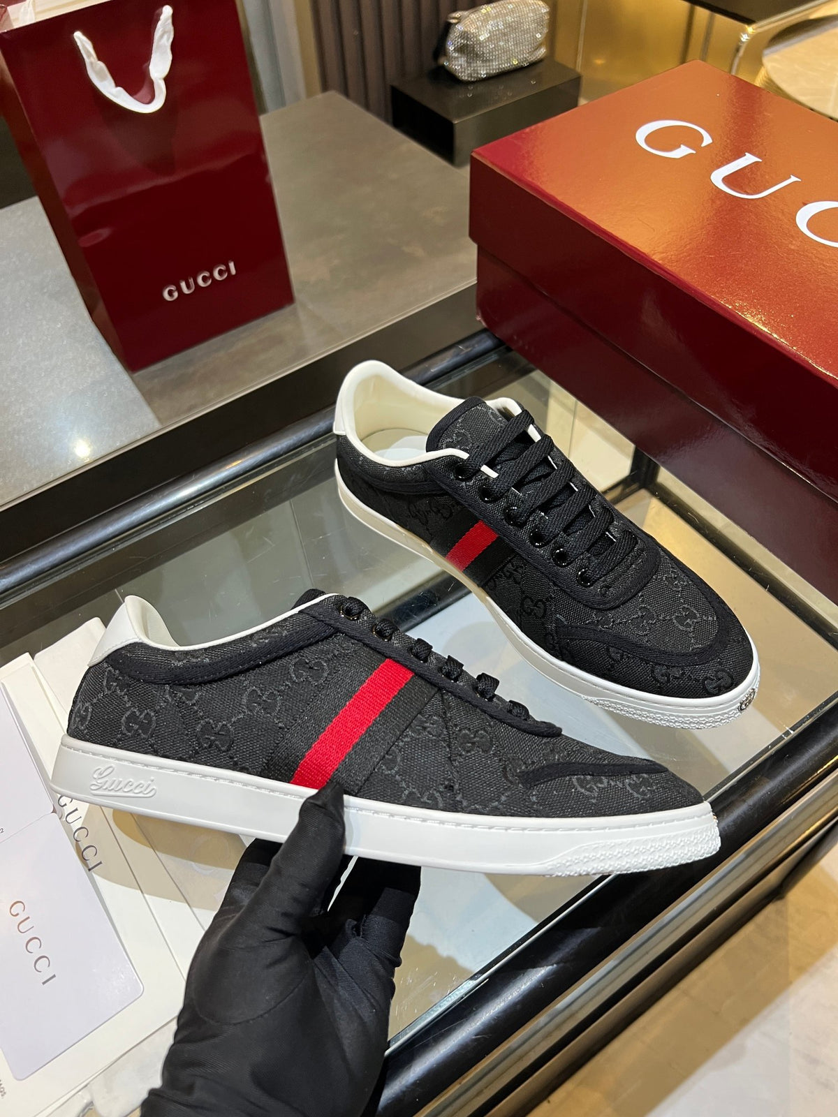 Stretch Low Top Trainers