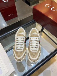 Stretch Low Top Trainers