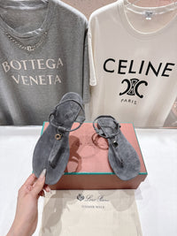 Mindil Suede Sandals