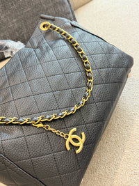 Pocket Tote Bag