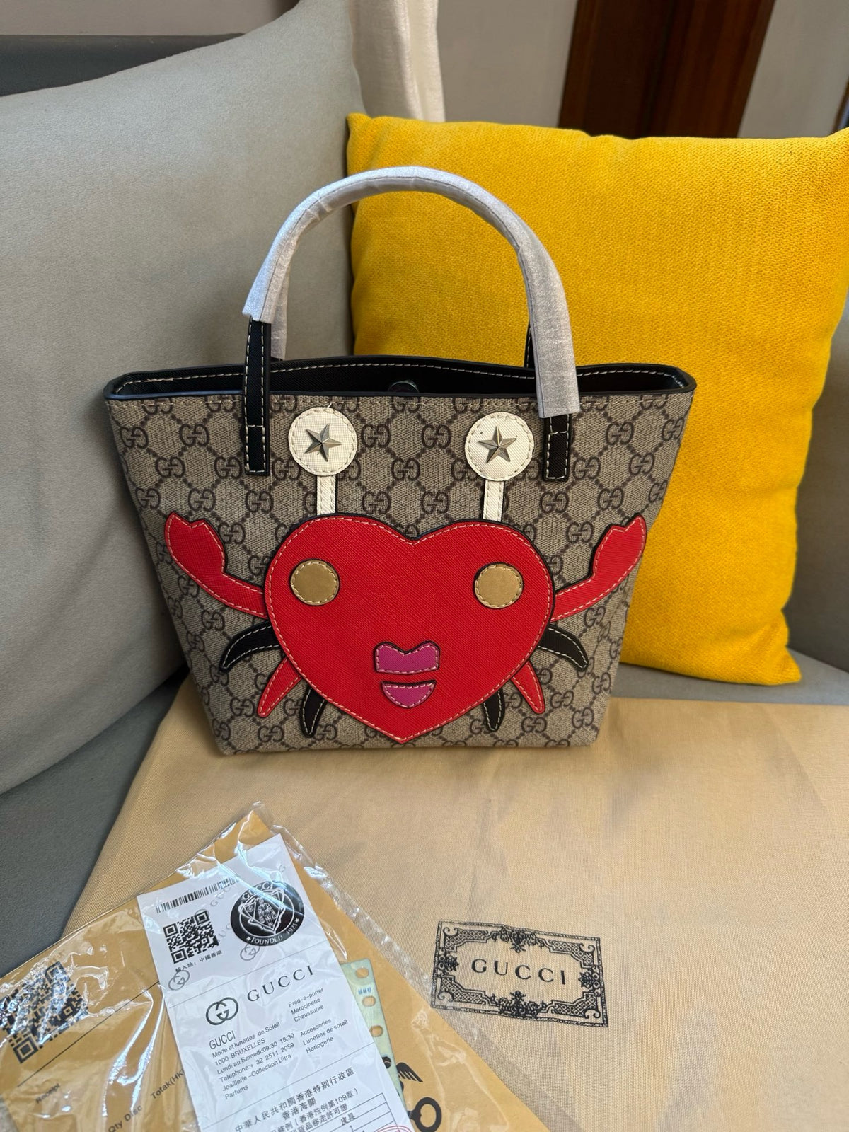 Supreme Tote