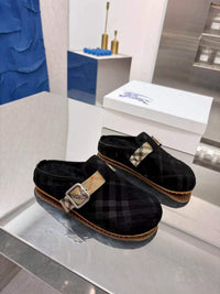 Urchin Clogs