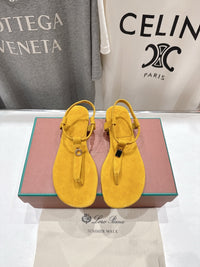 Mindil Suede Sandals