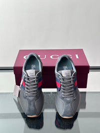Tempo Sneakers