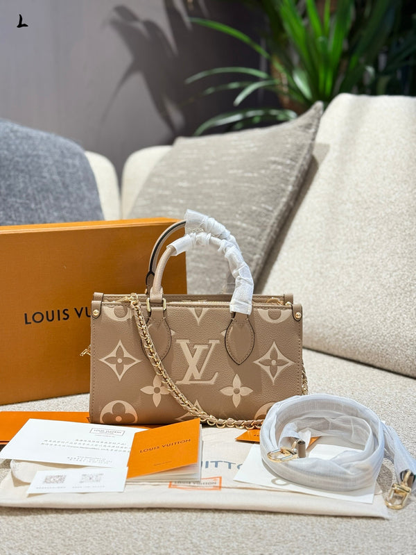 OnTheGo East West Bag