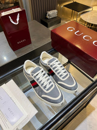 Stretch Low Top Trainers