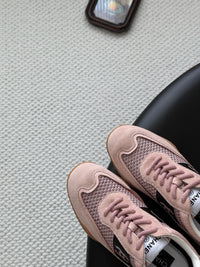 26C Logo Trainers