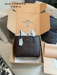 City Tote Bag