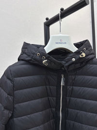 26S Raie Hooded Short Down Jacket