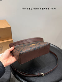 Laurel Small Shoulder Bag