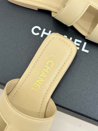 26M Leather Mules