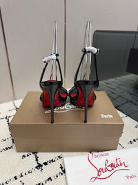 26S Condorapik Queen Leather Sandals