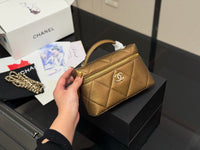Top Handle Vanity Case