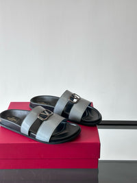 Garavani VLogo Calf Leather Slides