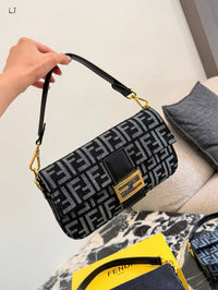 Baguette Bag