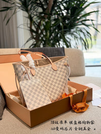 Neverfull MM Tote Bag