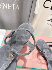 Mindil Suede Sandals