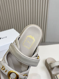 Dioract Sandals