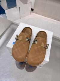 Urchin Clogs