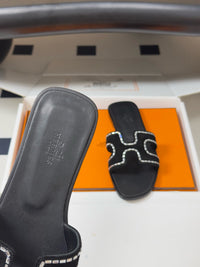 Oasis Sandal