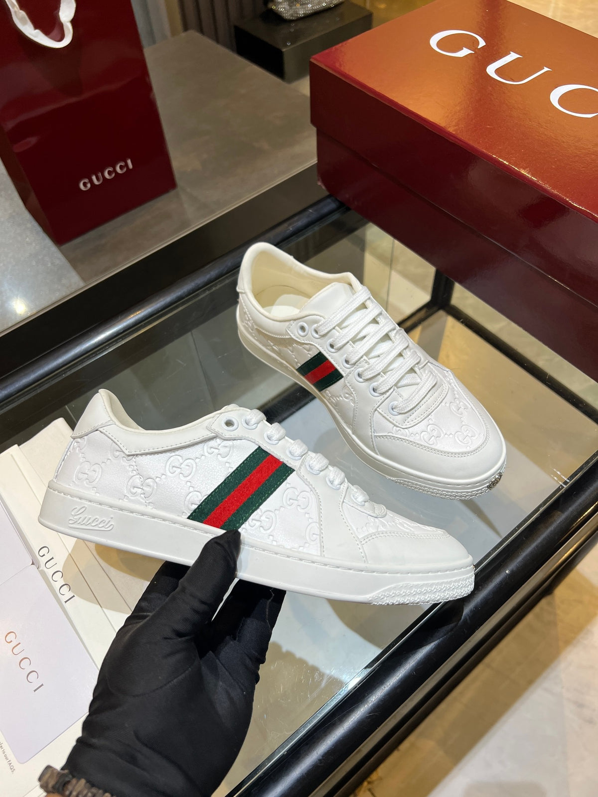 Stretch Low Top Trainers