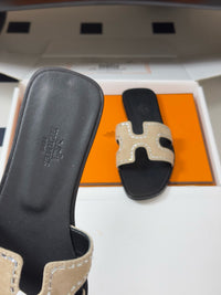 Oasis Sandal