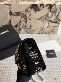 Pearl Strass Mini Flap Bag