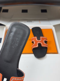 Oasis Sandal
