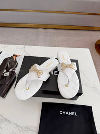 Bow Thong Sandals