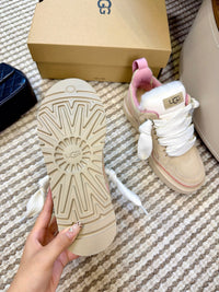Lowmel Sneakers