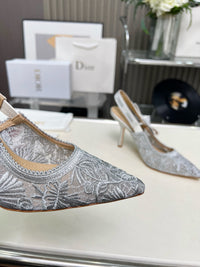 26S Slingback Pumps