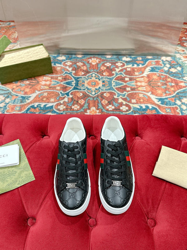 Low Top Sneakers