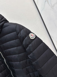 26S Raie Hooded Short Down Jacket