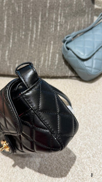 26S Flap Shoulder Bag