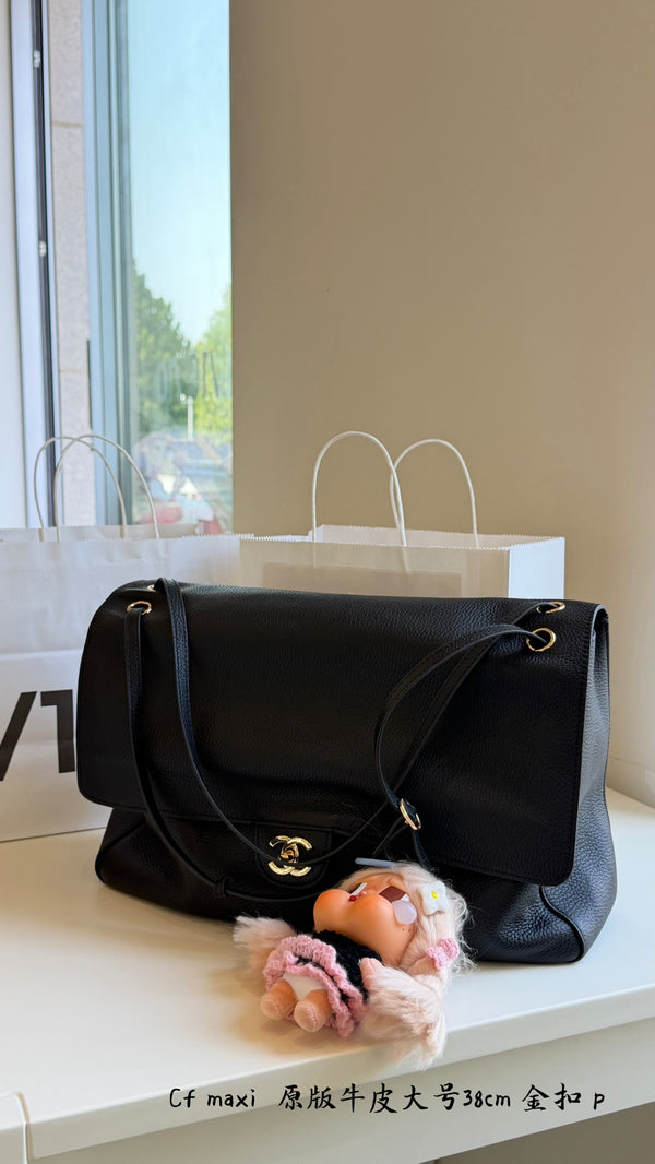 26S Maxi Flap Bag