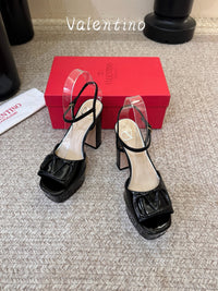 VLogo Signature Platform Sandals