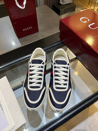 Stretch Low Top Trainers