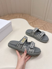 Dioract Sandals