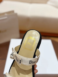 J'Adio Wedge Slides